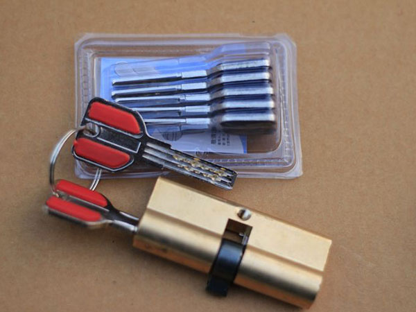 石嘴山24小时上门开锁公司